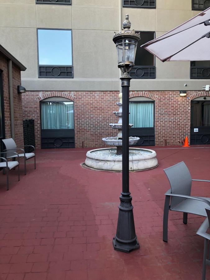 Holiday Inn Express Hotel & Suites Franklin By Ihg Exterior foto