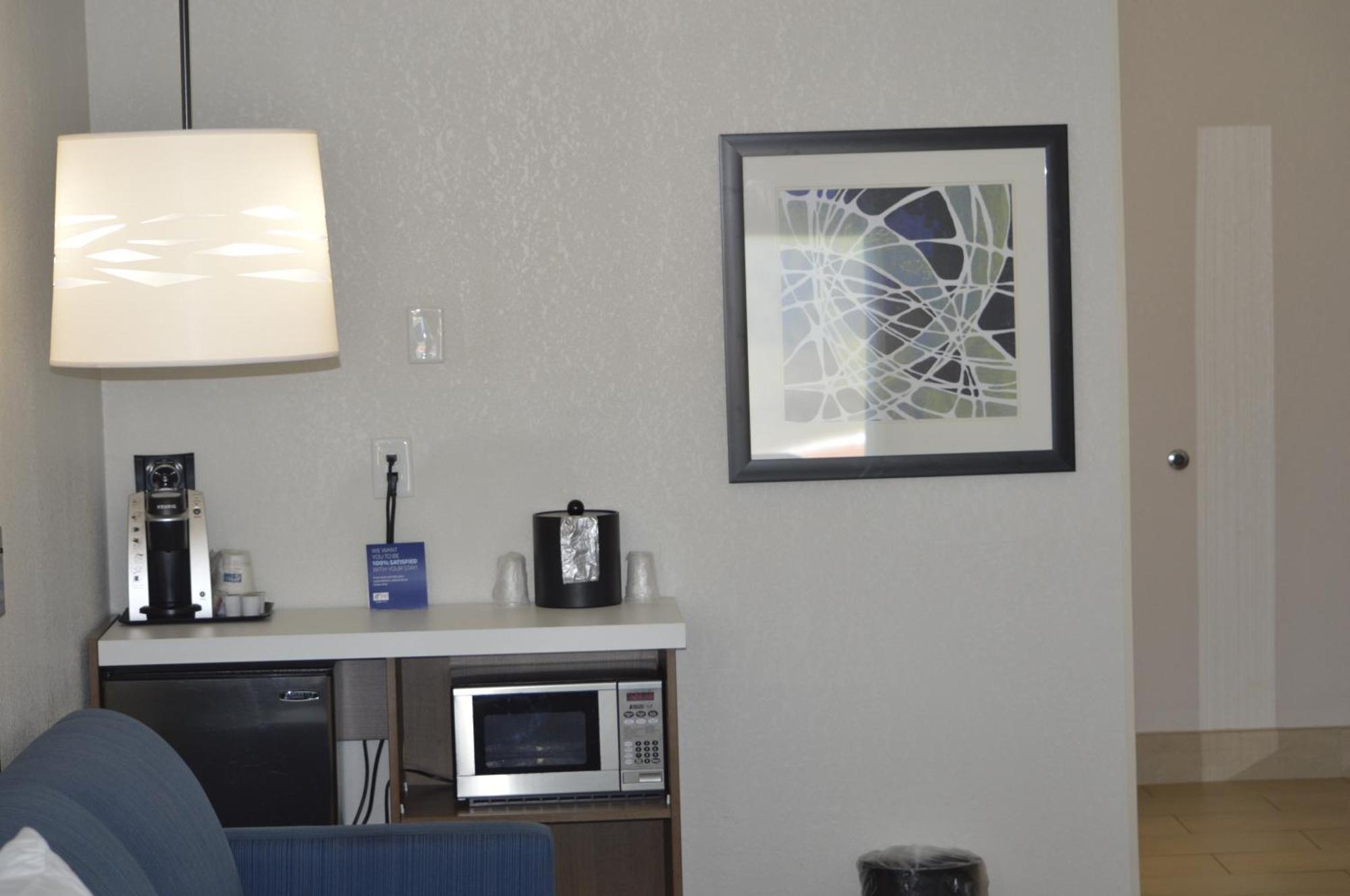Holiday Inn Express Hotel & Suites Franklin By Ihg Exterior foto